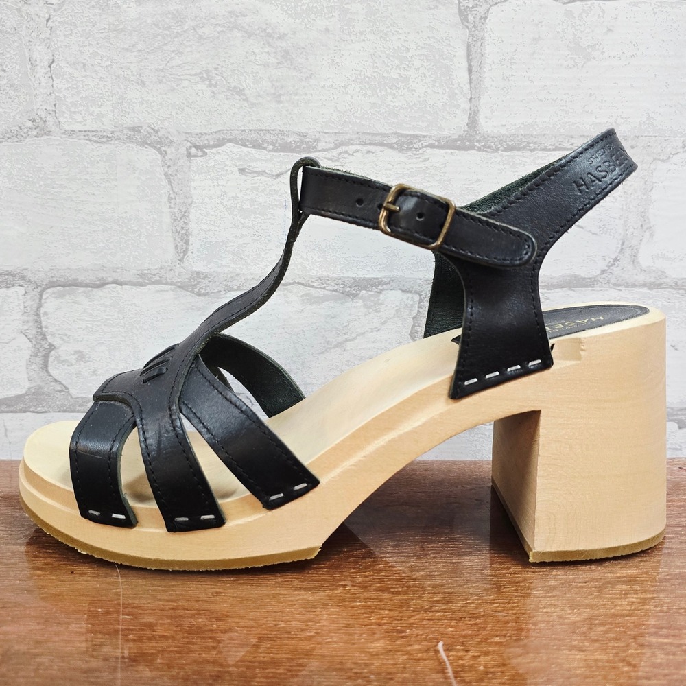 Swedish Hasbeens Black Leather T-Strap Wooden Clogs Block Heel Sandals size 11